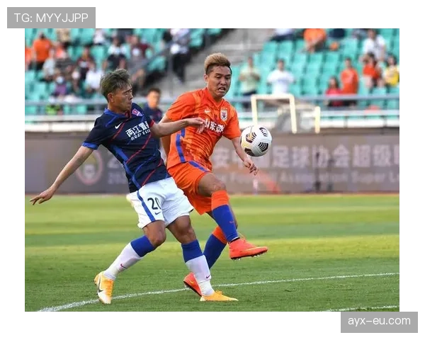 卡瓦尼技术全面升级，树立足球竞技新标杆